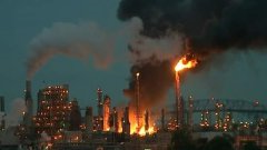 美国炼油厂爆炸后油价大幅上涨